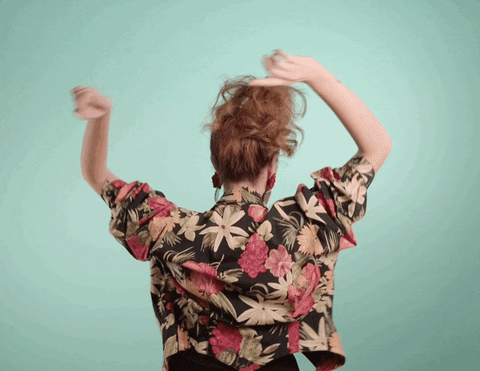 TANIEC-ruchome gify - ona samotnie tanczy-ruch.gif